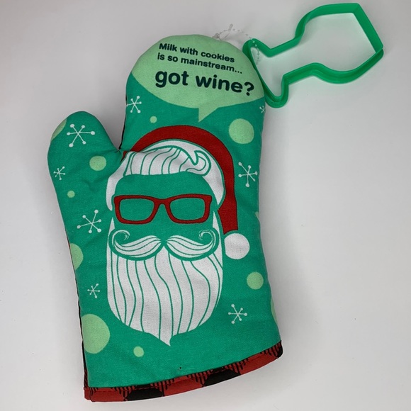 Got Wine? Hipster Santa Oven Mitt with Wine Glass Cookie Cutter - Picture 7 of 8
